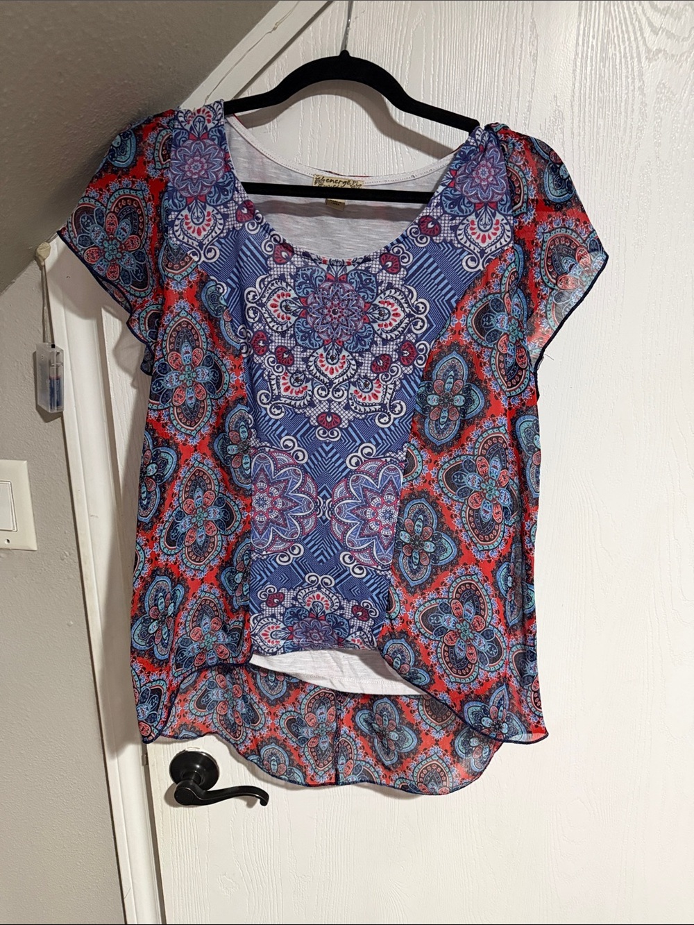 Energe Blue & Red Paisley-Print Short Sleeve Blouse